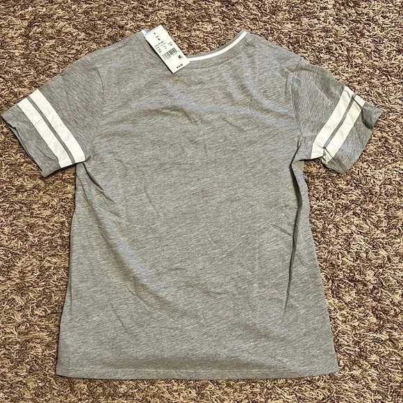 NEW Disney T-shirt | Gray Disney Shirt | Disney | Mickey Mouse | Disneyland - Picture 7 of 7